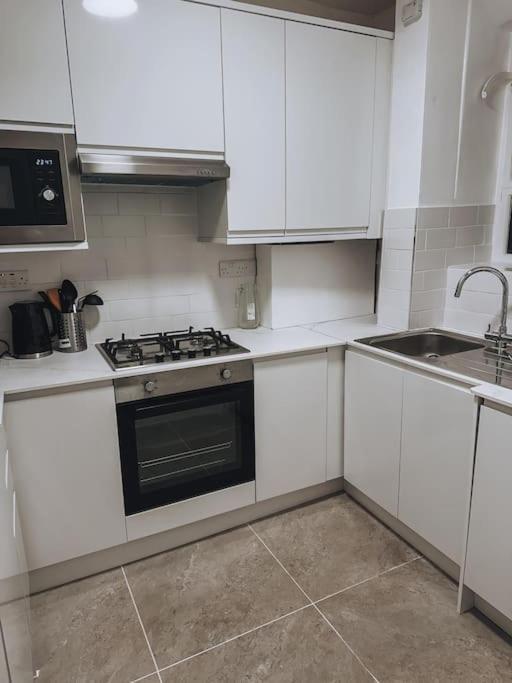 Modern Flat In Central 런던 외부 사진