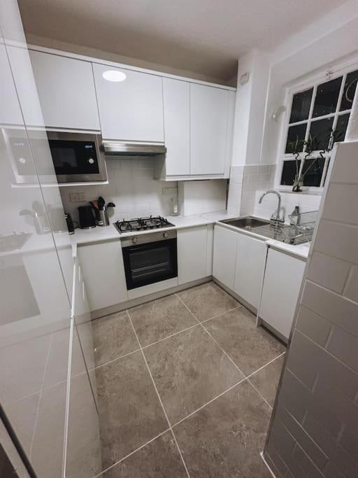 Modern Flat In Central 런던 외부 사진